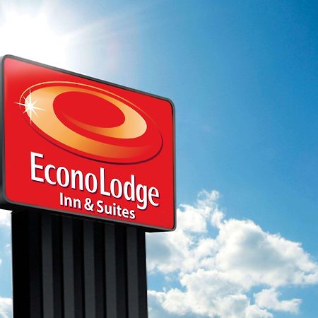 Econo Lodge Inn & Suites Флорида-Сити Экстерьер фото